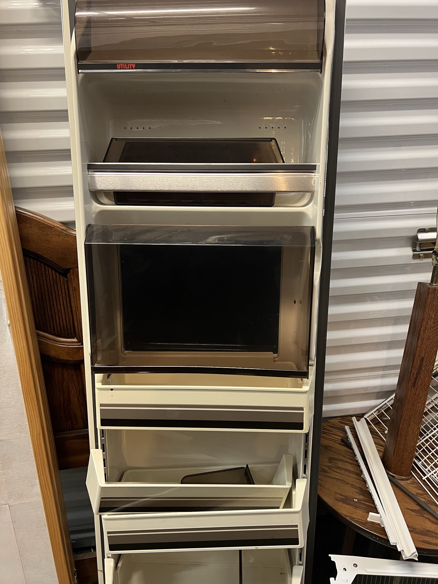 FREE Refrigerator – Must Pick Up (Doors Removed for Easy Transport)