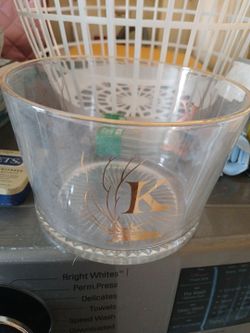 Glass container