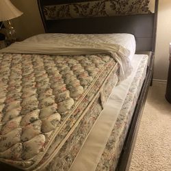Queen mattress