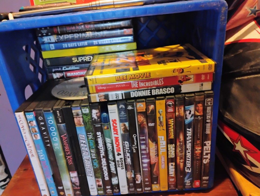 All Kinds Of Movies Make Me A Offer A Peace There In Really Good Condition