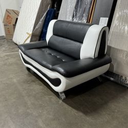 Couch/sofa 🛋️ $150