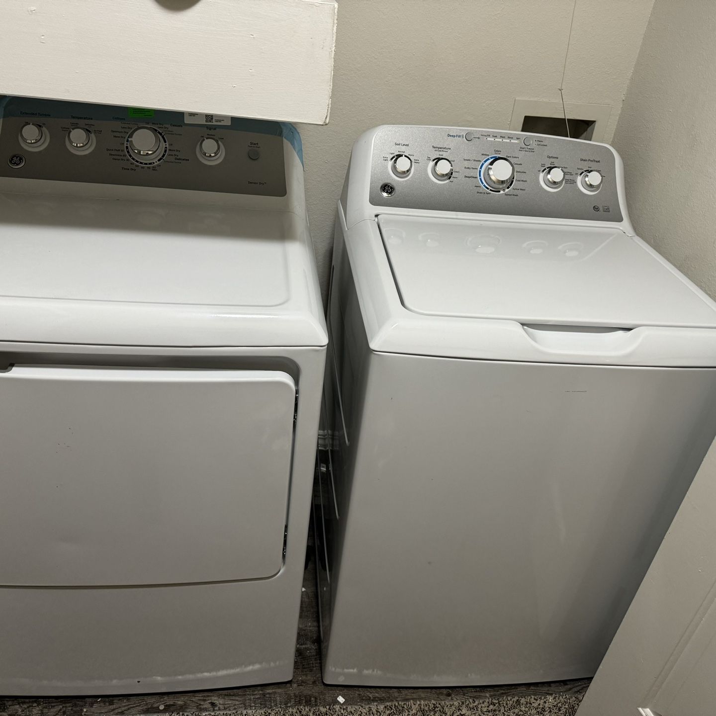 GE washer And dryer Set