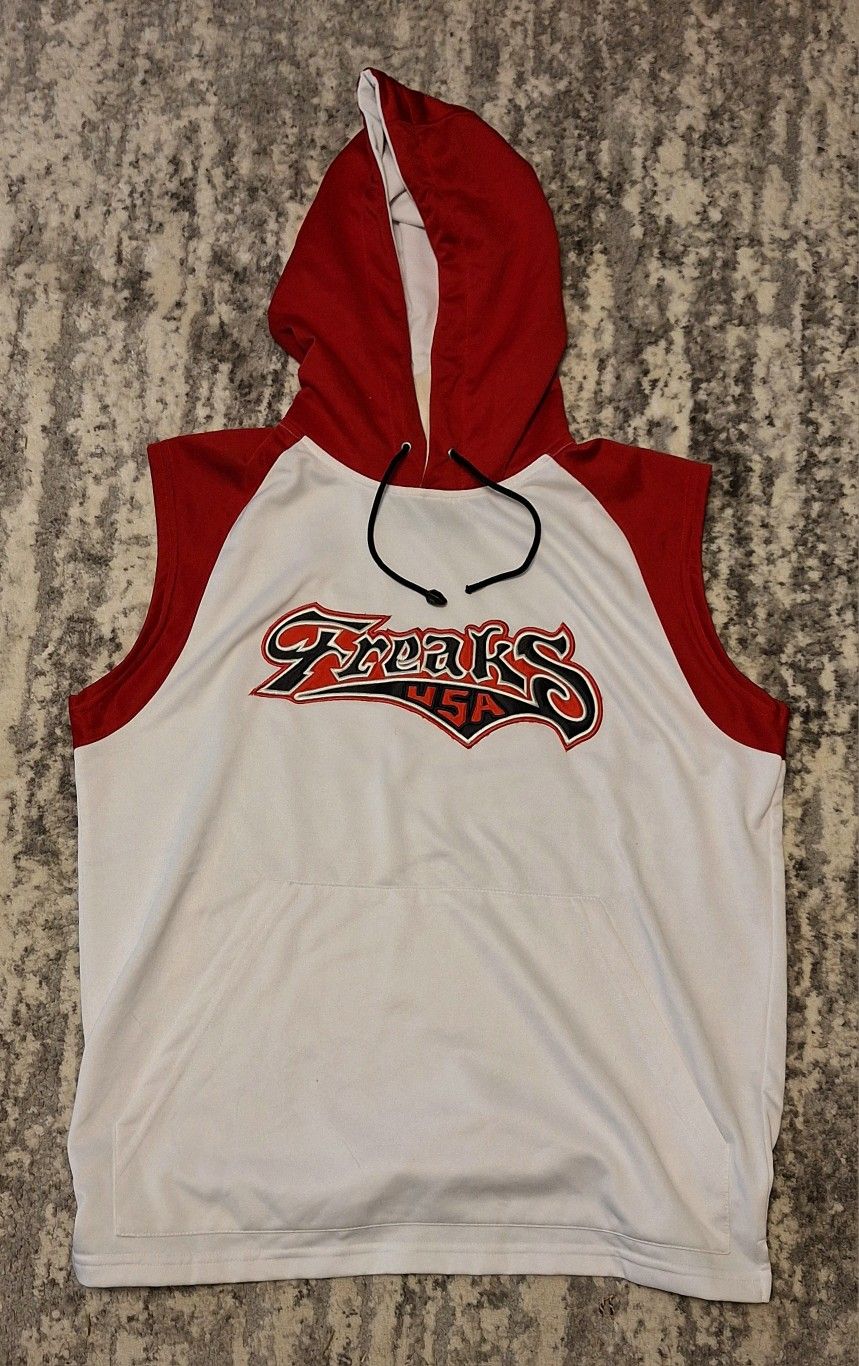 FREAKS CLOTHING USA SLEEVELESS HOODIE - SIZE LARGE 