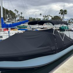 2016 Cobia 220 DC 