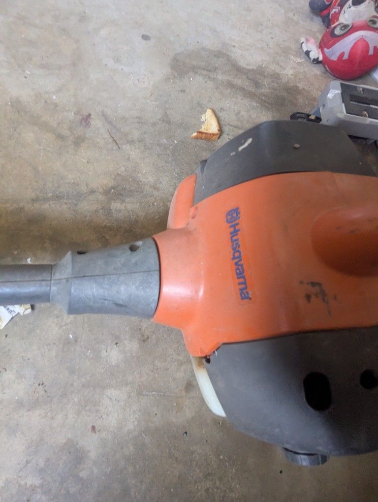 Husqvarna Weed Waker