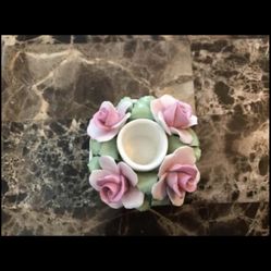 PRISTINE VINTAGE English STAFFORDSHIRE Royale Abbey Dean Fine Bone China Roses Candle Holder