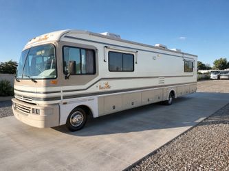 1996 Fleetwood Bounder