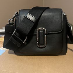 Pretty Crossbody Bag 🌸