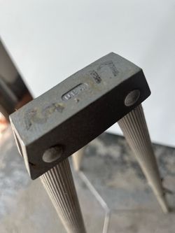 Aluminum tripod rail