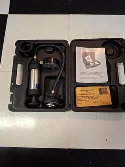 Cooling system pressure tester