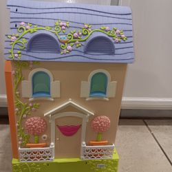 Double Story Doll House