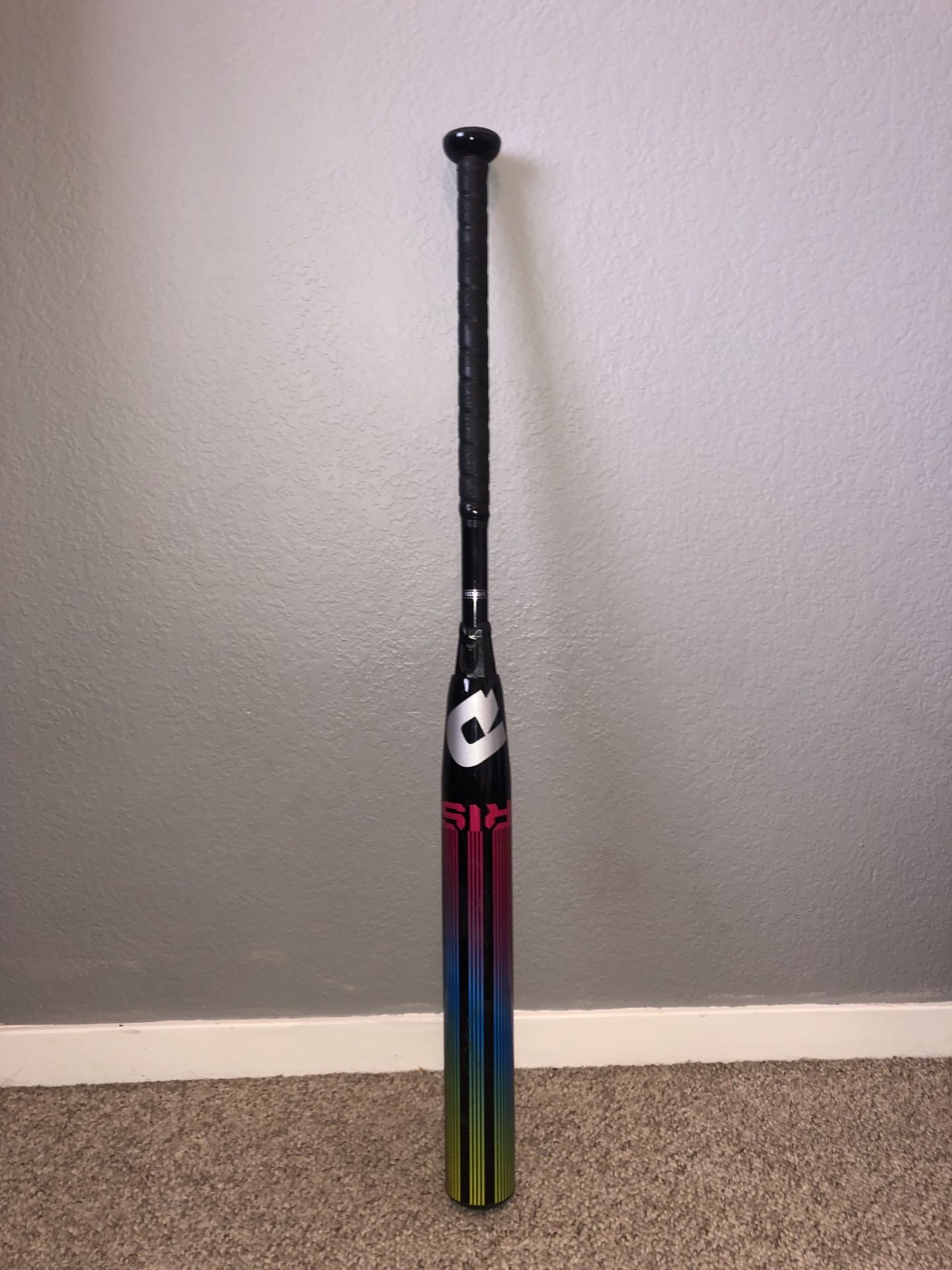 Demarini prism Fastpitch softball bat for Sale in Las Vegas, NV - OfferUp