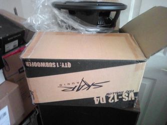 2 Skar Subwoofers 12"