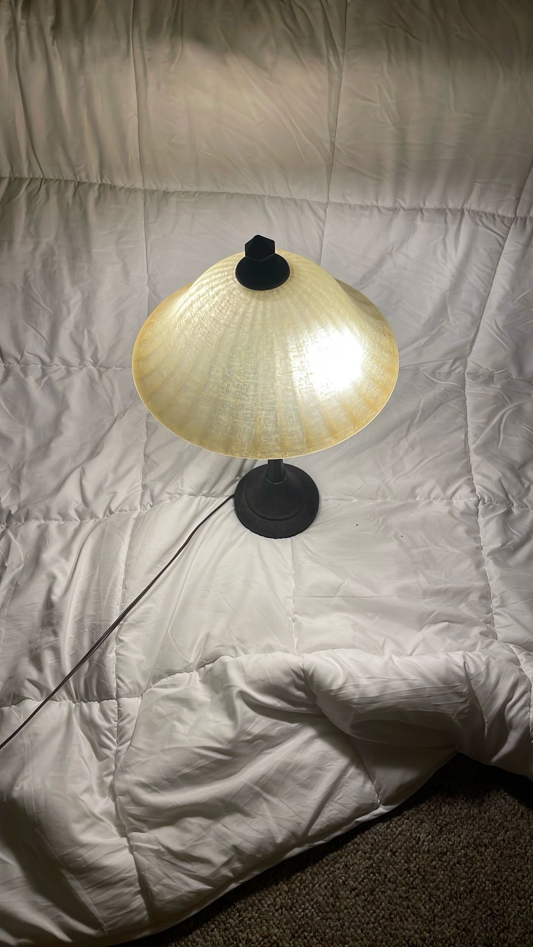 Vintage-Style Table Lamp with Frosted Glass Shade