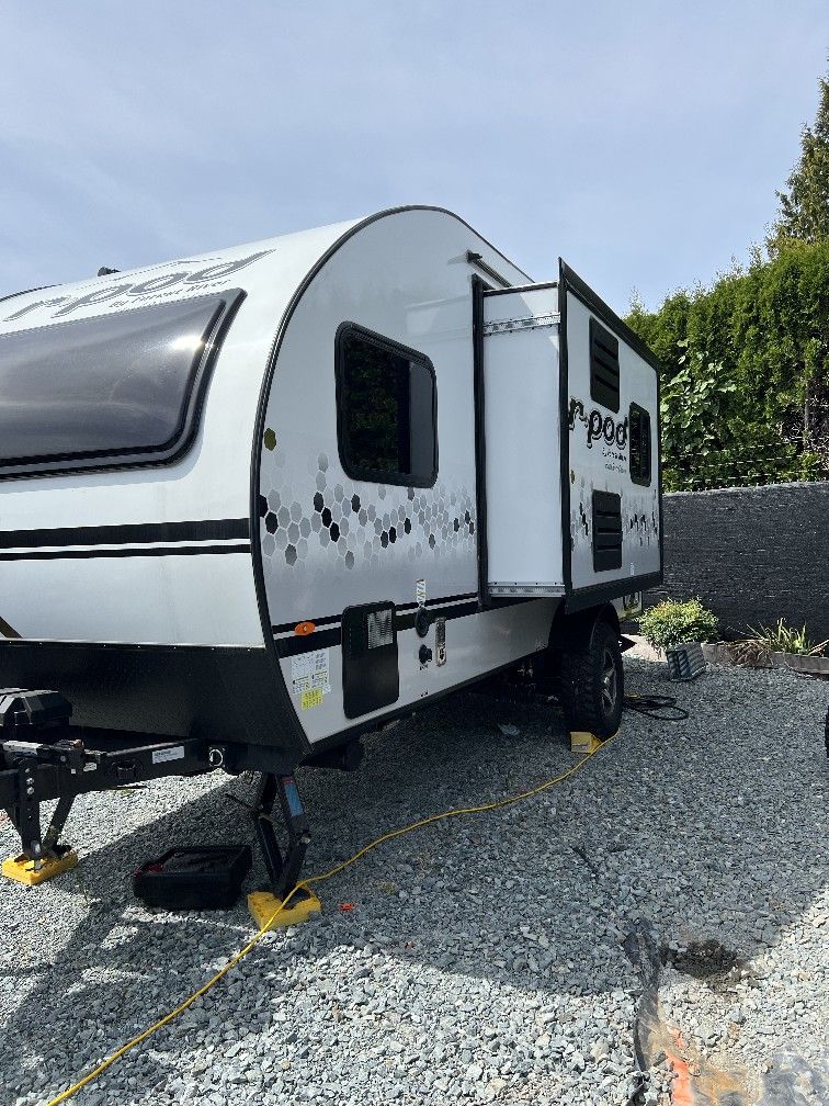 2022 Forest River R-pod, model RP189