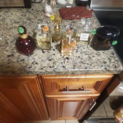 Woman's  Perfumes