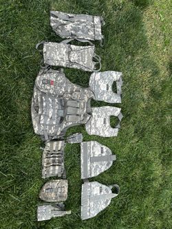 US ARMY IBA KEVLAR SET IN UCP CAMO ALL ORIGINAL SIZE LARGE