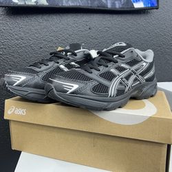 ASICS Gel-1130 Pure Black Silver