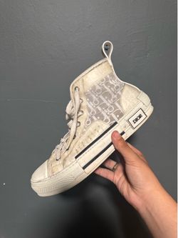 Dior convers