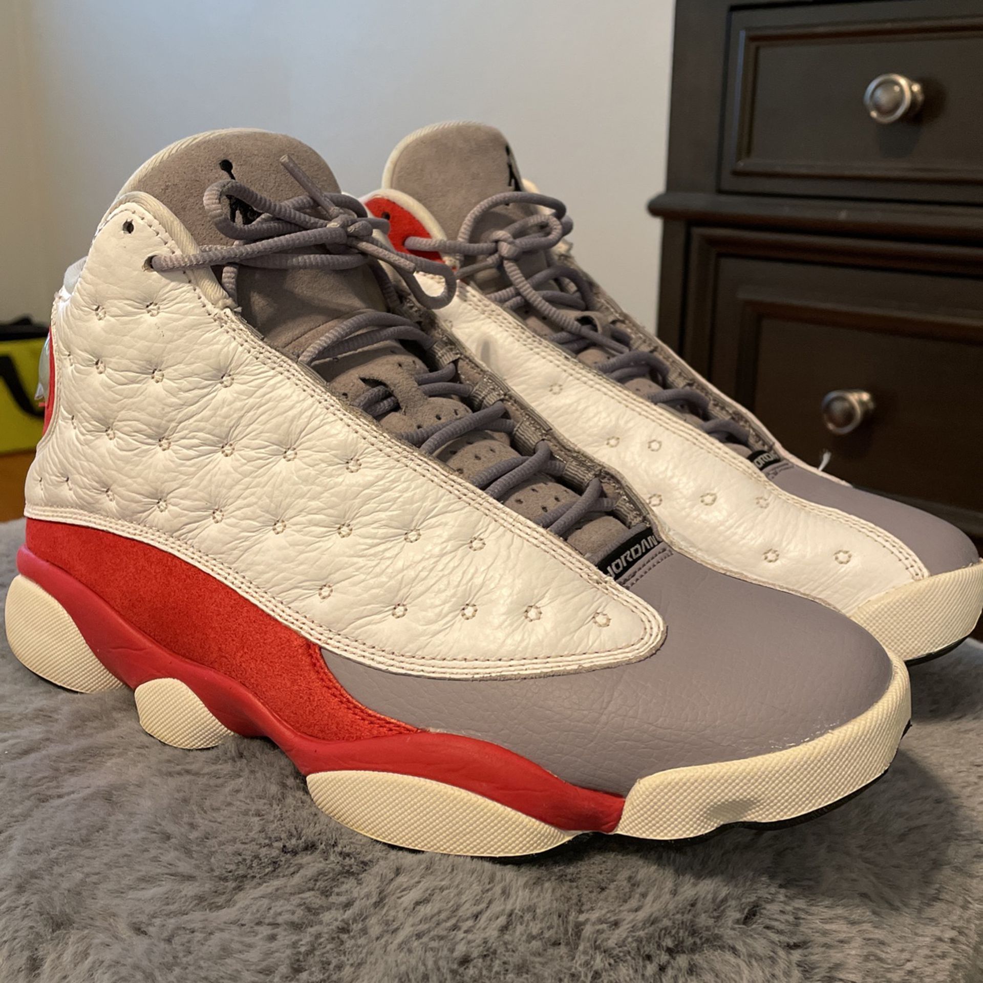 Air Jordan retro 13 “Gray Toe” size 11.5 Used Air Jordan Retro 13 “Gray Toe” Size 4.5Y | Mercari main image 2