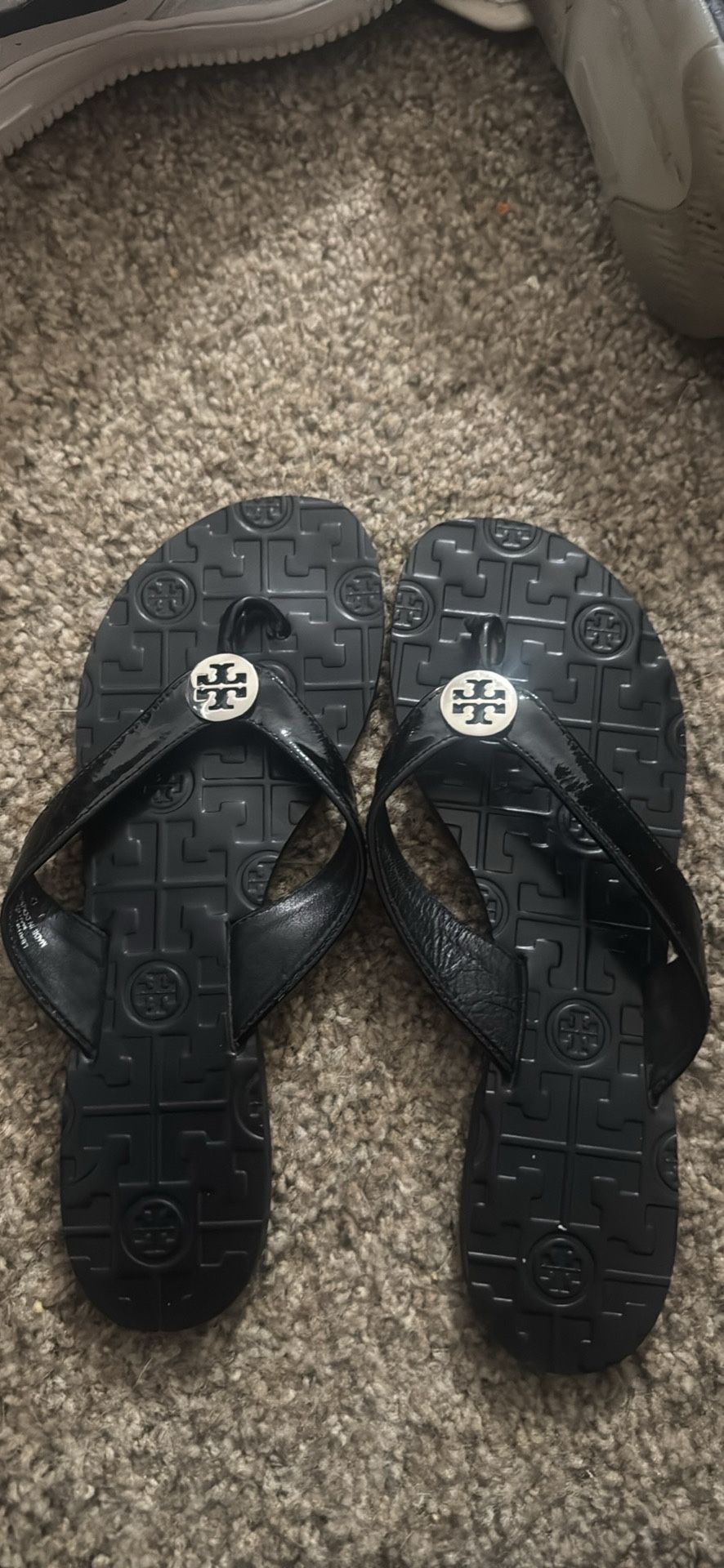 Tory Burch Shoes | Tory Burch Black Thora Leather Flip Flops |