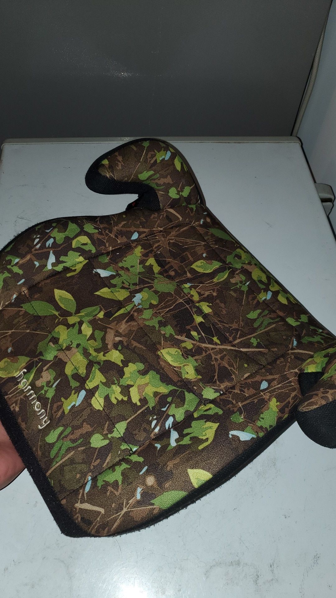 Camo Booster Seat [Very Good Condition]