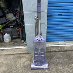 Vacuum Cleaner By SHARK 
