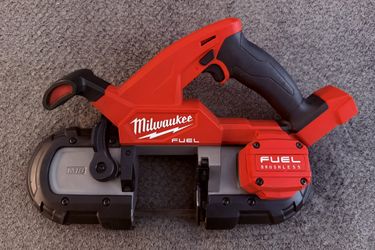 Milwaukee Fuel Bandsaw