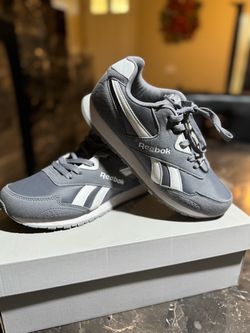 Reebok Classic Sneakers Gray White