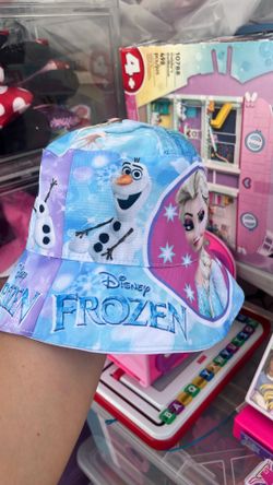 Frozen hat