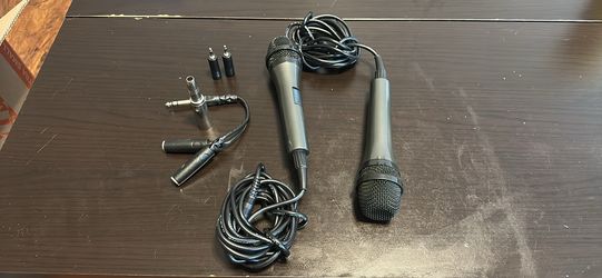 2 Handheld Microphones W/10 Ft Cords