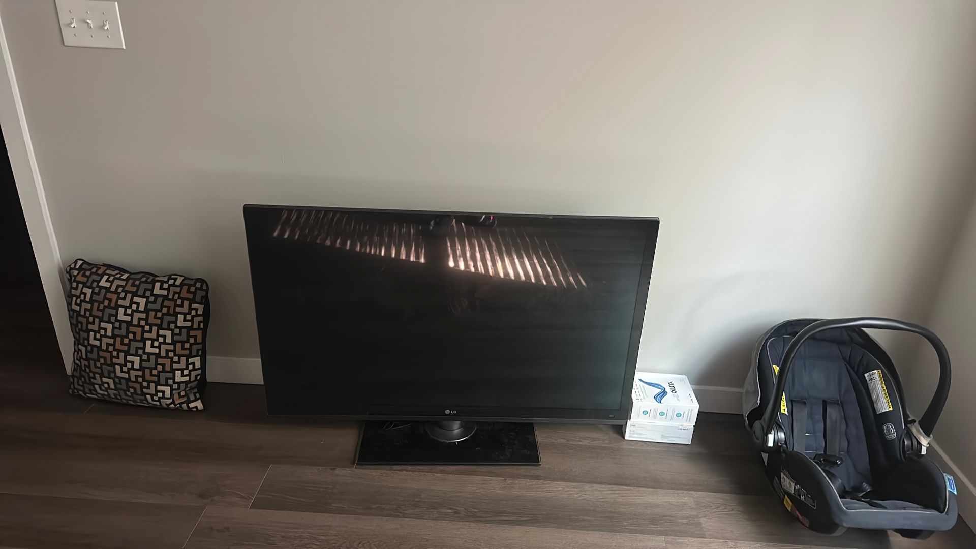 LG TV 47 In