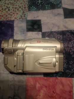 Vintage DXG-572V Digital Video Camera