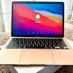 13-inch MacBook Air with Apple M1 chip