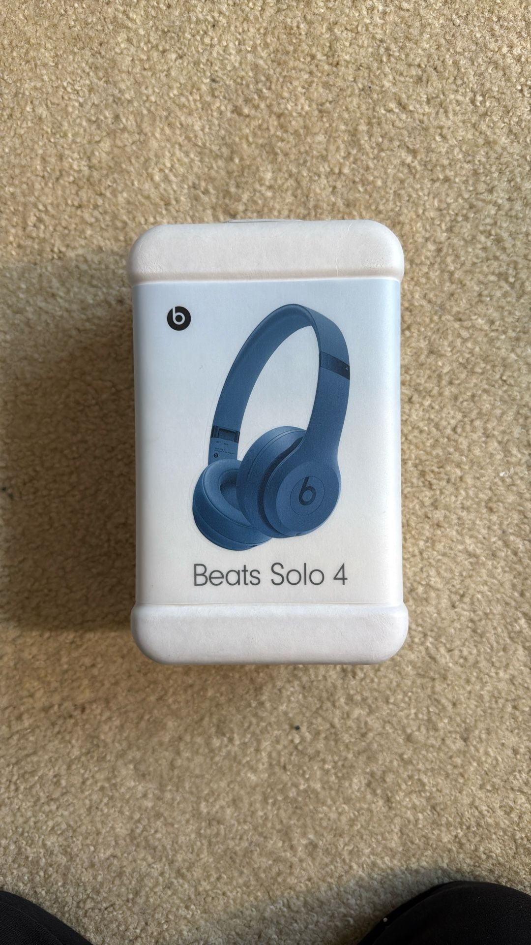 Beats Solo 4
