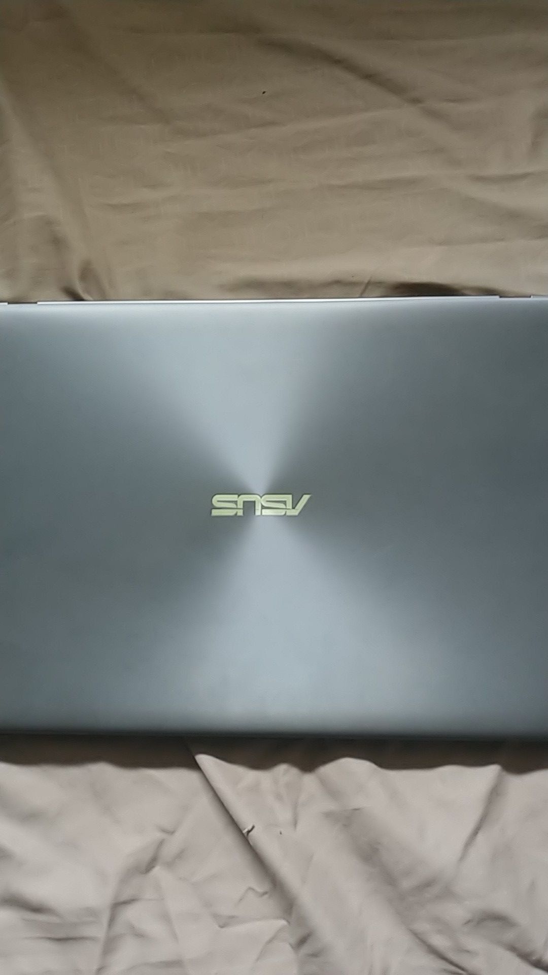 Asus vivobook 17.3 inch