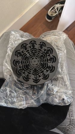 Plastic Diffuser and Hair Dryer Piece With Velvet Bag Holder