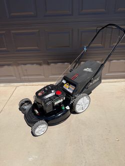 Craftsman Gas Push Lawn Mower with Bag