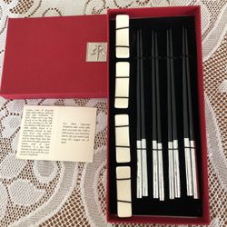 Beautiful Chopsticks Set