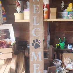 Welcome Paw 