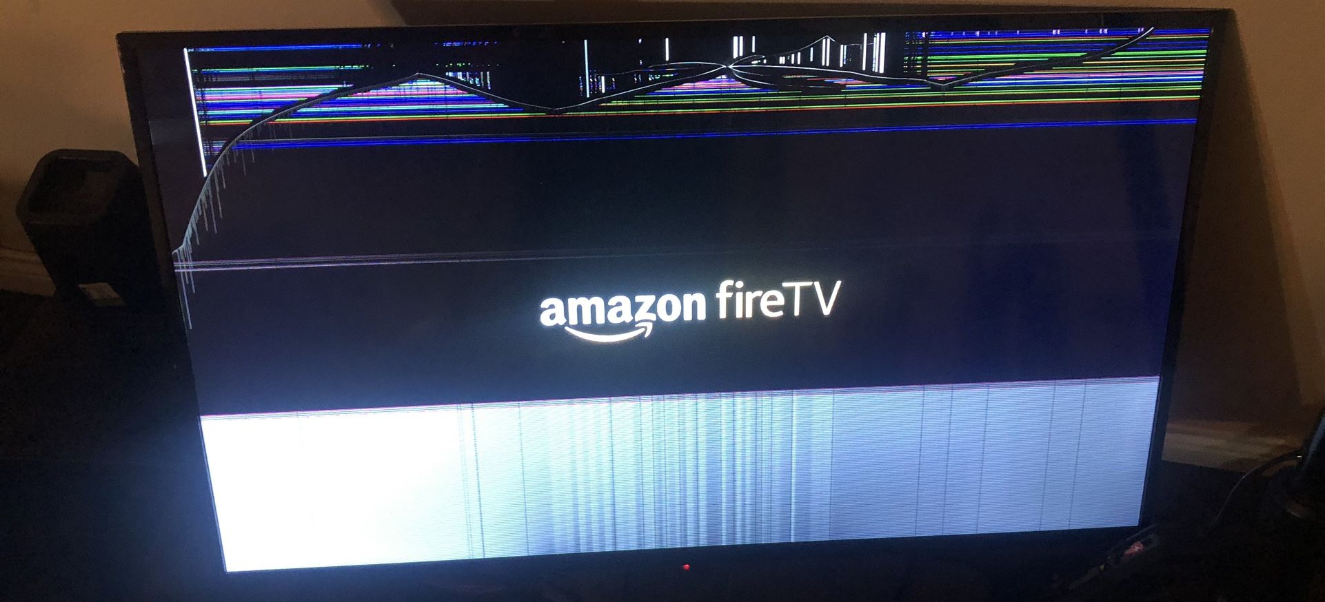 Insignia Amazon Fire Tv CRACKED SCREEN For Parts 42”