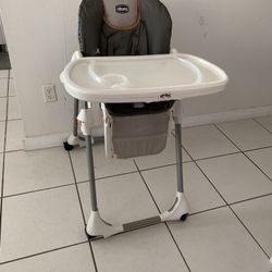 Chicco high chair there are some parts that are a little worn but still good