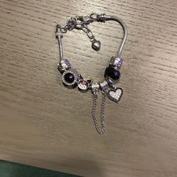 Kuromi charm bracelet! 💕