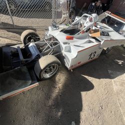 1000 Carbon Fiber Racer