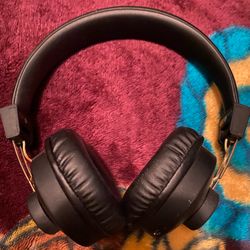 N.V. BT Headphones 