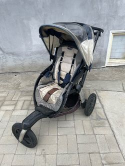 Chicco jogging stroller