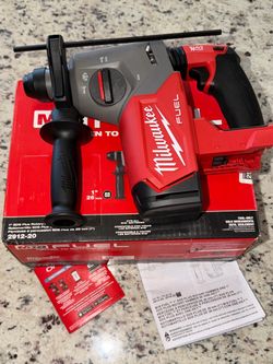 Milwaukee M18 FUEL 1" SDS Plus Rotary Hammer BRAND NEW NEVER USED
