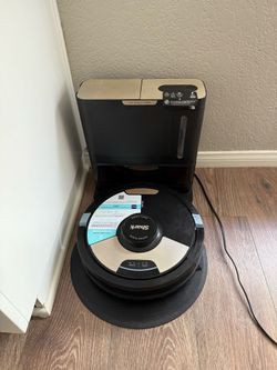 Shark Matrix Plus Robot Vacuum Cleaner