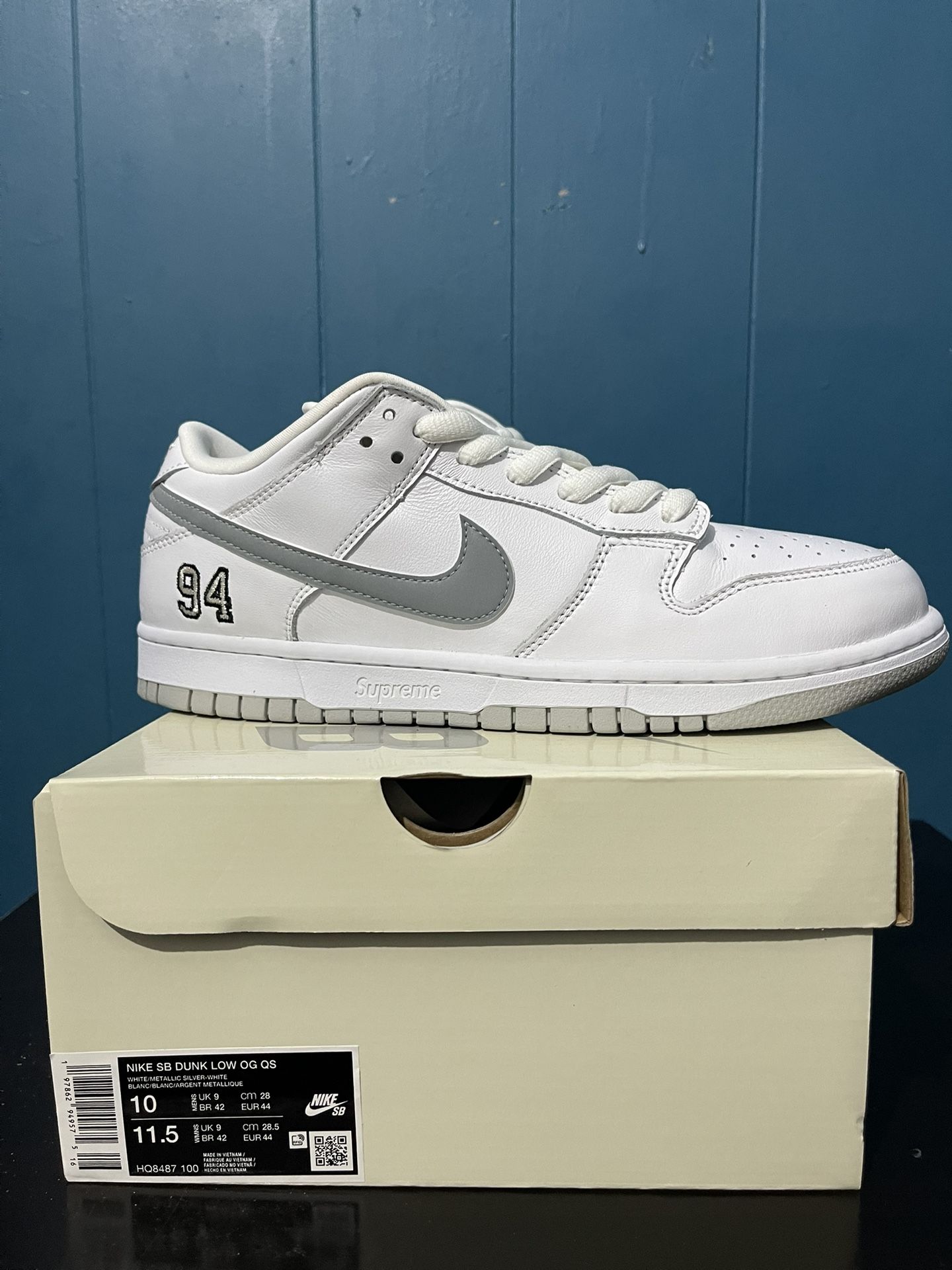 Nike SB Dunk Low Supreme 94 White Metallic Silver