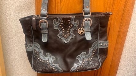 Leather purse